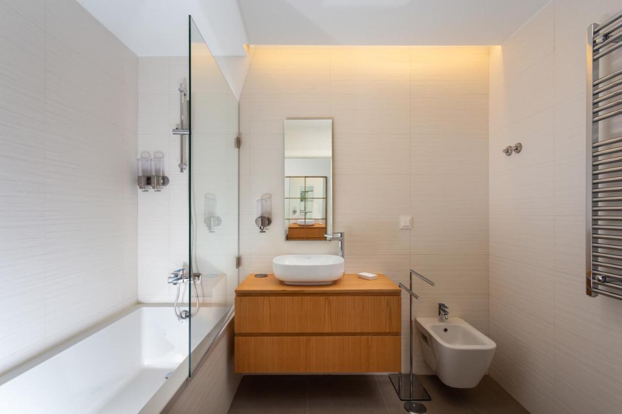 Stupendo-Three Rooms-Suite With Terrace -Center -Air Conditioning-Free Park Lisboa Exteriör bild